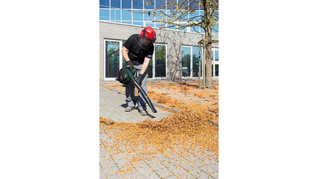 Powerplus - POWEG9013 - Leaf blower/vacuum - 3300W - Varo